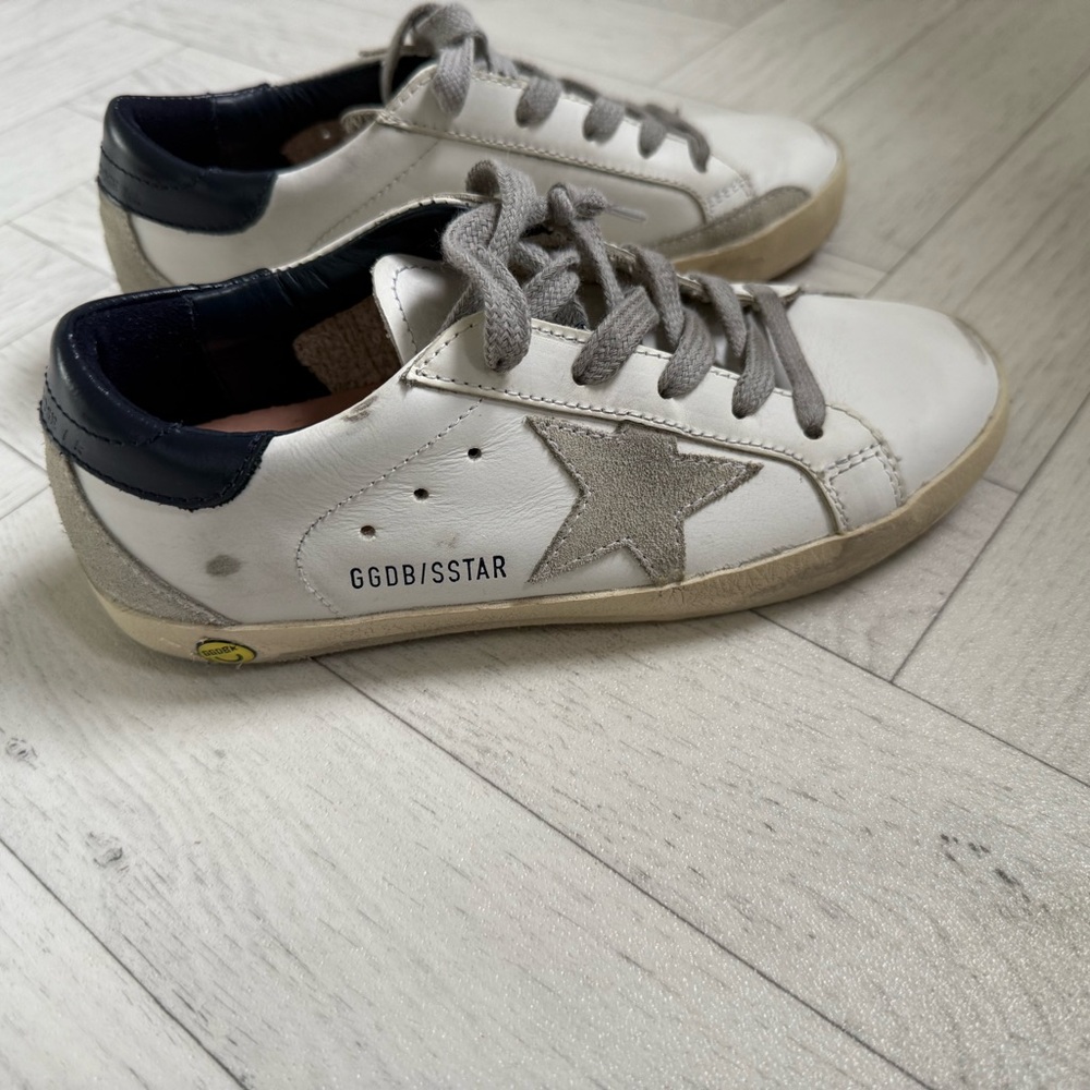 Big kids Golden Goose White and Gray Vintage Sneakers